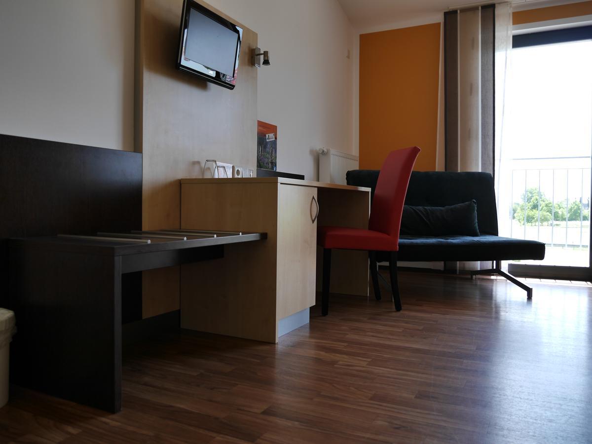 Auszeit Cafe & Hotel Oberwornitz Екстер'єр фото